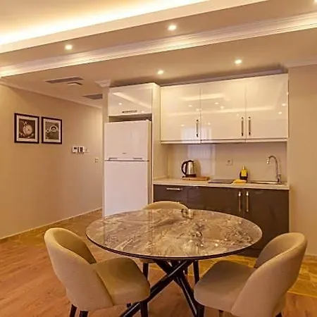 Lilium Luxure Taksim Hotel 2*