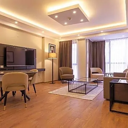 Hotel Lilium Luxure Taksim 2*